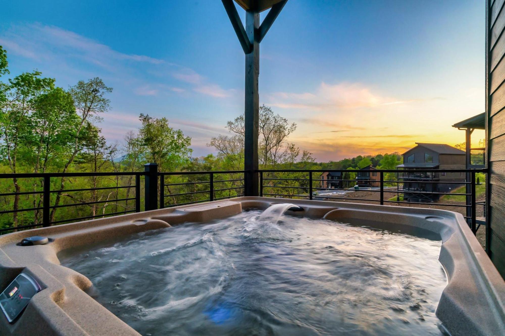 Halle Beary By Avantstay Indoor Pool Hot Tub Sunset Views Sevierville Kültér fotó